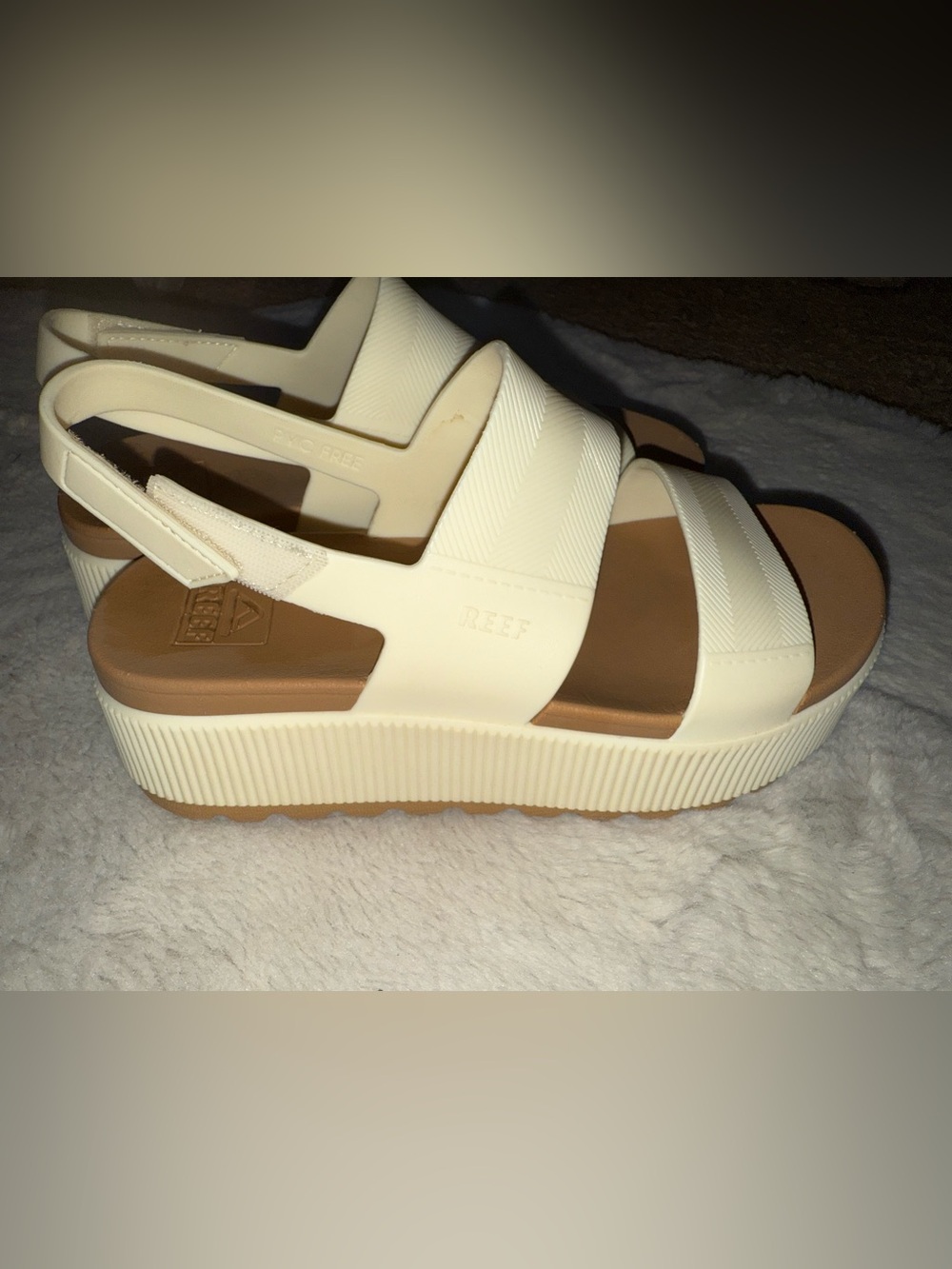 Reef Women's Cream Platform Slide Sandals - Picture 2 of 4
